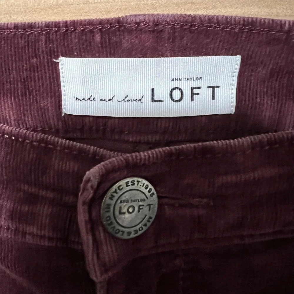 LOFT Modern Sexy Skinny Corduroy Pants‎ Womens Size 30/10 Burgundy Stretch Boho